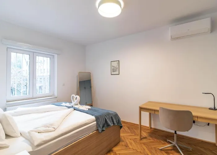 2bdr Bohemian Soho By Nw דירה *