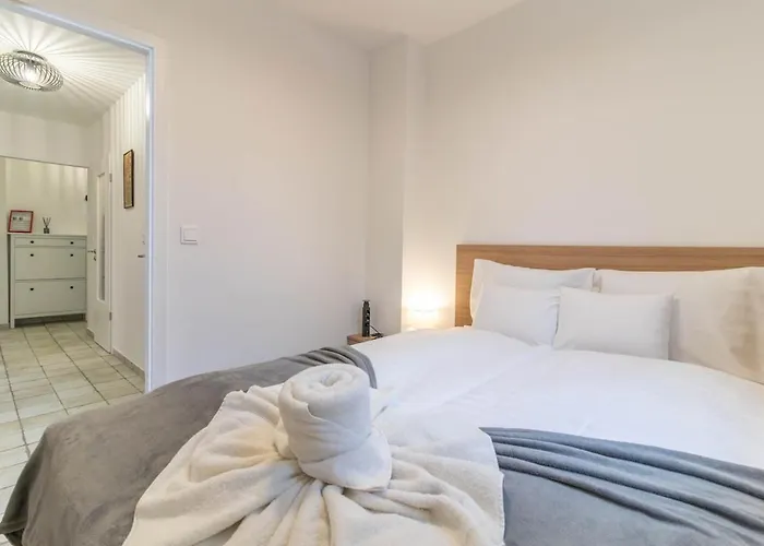 2bdr Bohemian Soho By Nw דירה *