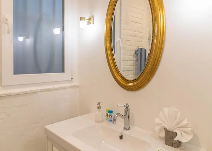 2bdr Bohemian Soho By Nw Appartement