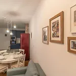 2bdr Bohemian Soho By Nw Budapest