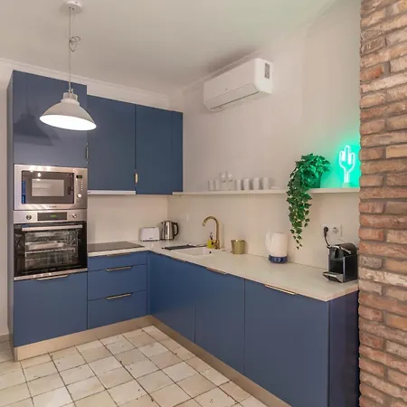 2bdr Bohemian Soho By Nw * Budapest
