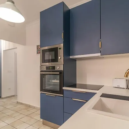 2bdr Bohemian Soho By Nw Apartment Budapest