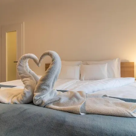 2bdr Bohemian Soho By Nw Apartment *