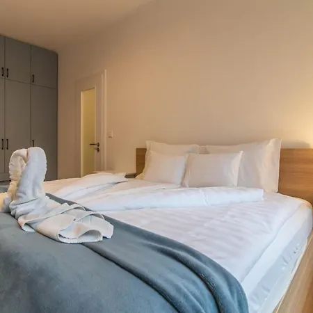 2bdr Bohemian Soho By Nw