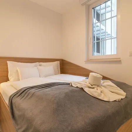 2bdr Bohemian Soho By Nw * Budapest