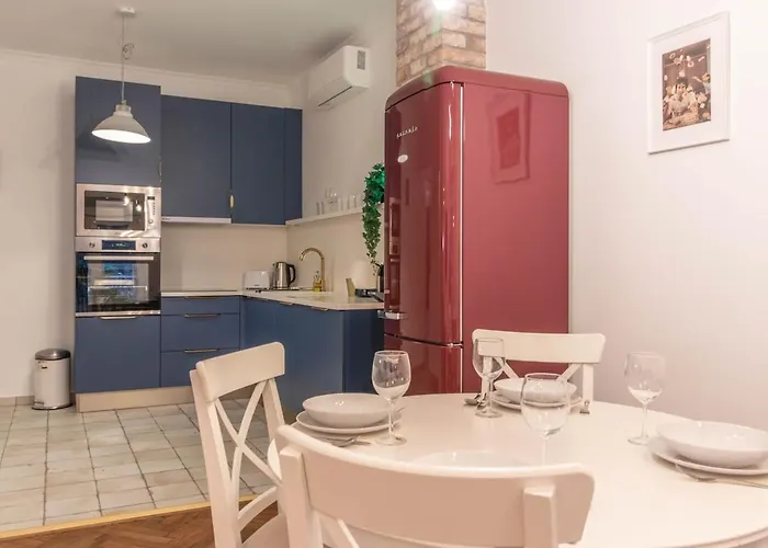 2bdr Bohemian Soho By Nw