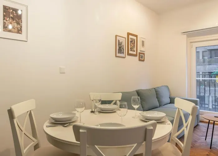 2bdr Bohemian Soho By Nw Apartment Budapest